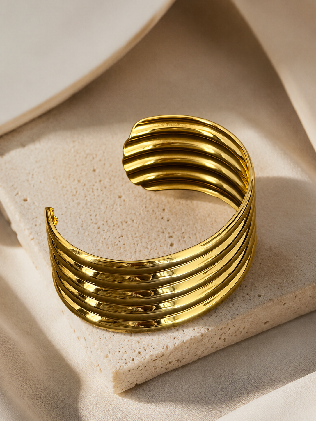 Luxury 18K Gold Plated Ribbed Cuff | 316L Steel Bracelet