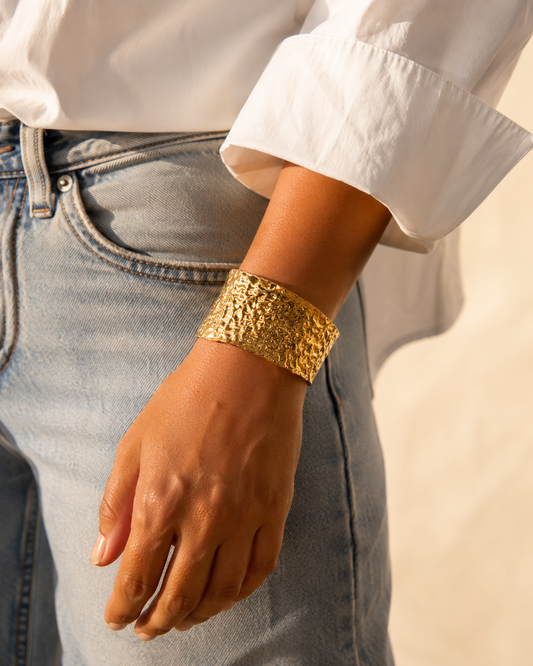 Hammered Gold Cuff Bracelet | 18K Gold Plated 316L Stainless Steel